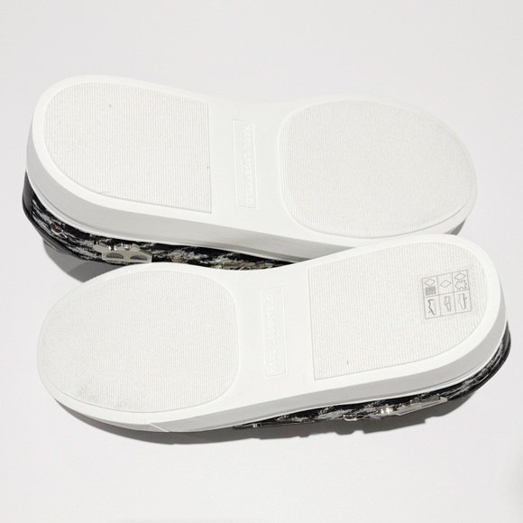 KARL LAGERFELD PARIS Cammy Charm Platform
Sneakers NWT - Picture 12 of 13